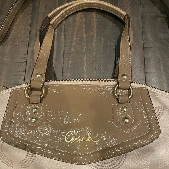 Coach Purse - Picture 2 of 4